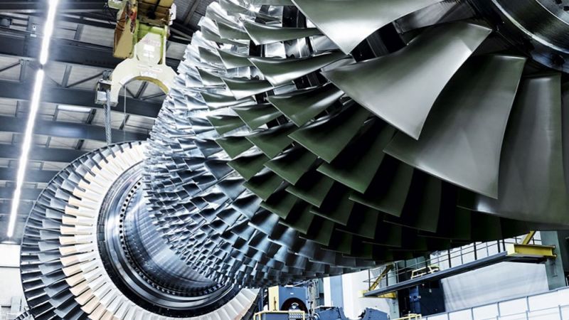 The symbolic image shows a Siemens AG gas turbine.