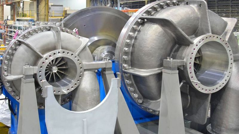 An expander, turbomachine, in an industrial hall