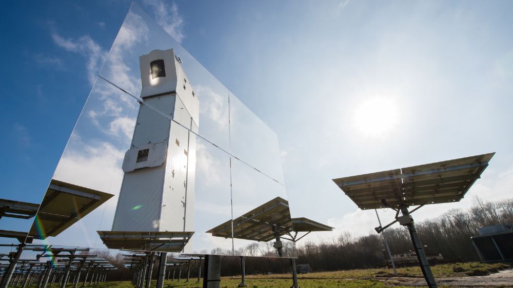 Der Solarturm Jülich des Deutschen Zentrums für Luft und Raumfahrt.