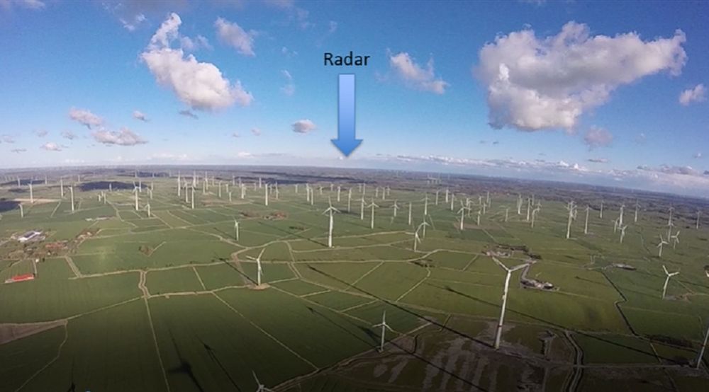 Messung eines Radarsignals hinter einem Windpark – Ausschnitt aus einem On-Bord-Video des Qktokopters