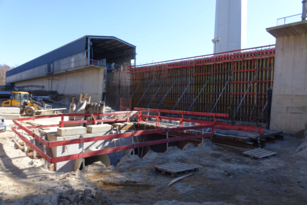 New construction of the deep section of the Large Wave Current Flume (GWK+).